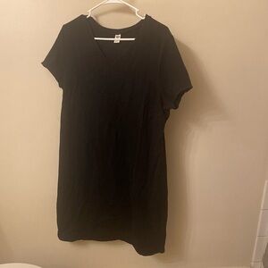 T-shirt long black dress